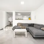 Olive Garden 3 Km From Center And 4 Km From The Apartamento *