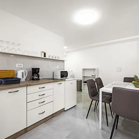 Olive Garden 3 Km From Center And 4 Km From The Apartamento *